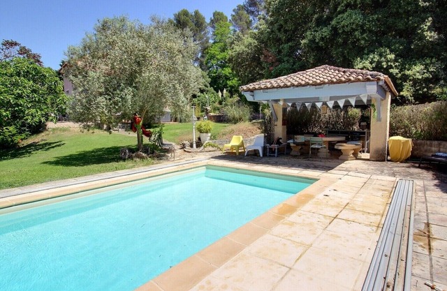 Villa avec piscine privé et spa entre Aix-en-Provence et Marseille