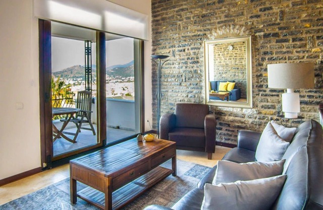 Villa with Private Pool and Lovely View in Bodrum
