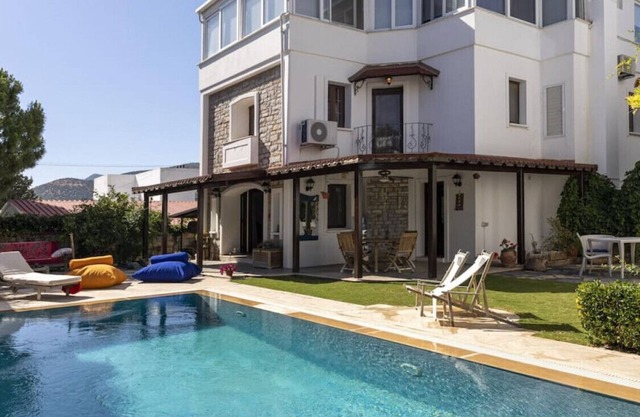 Villa with Private Pool in the Heart of Bodrum