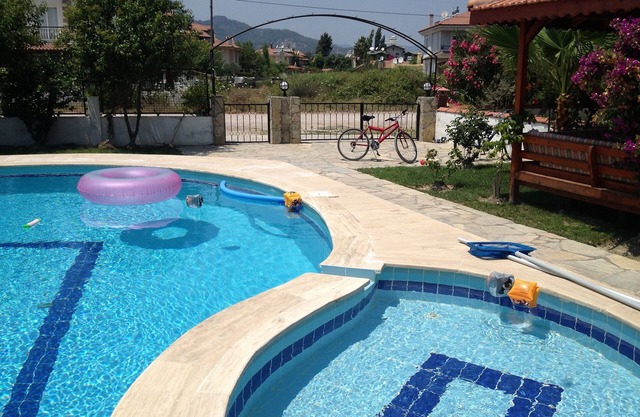 Villa avec piscine privée et vue sur la montagne de Dalyan