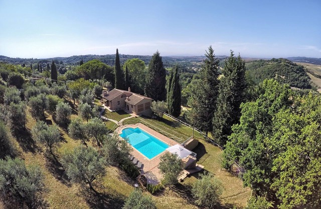 Villa with view and private pool