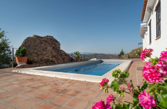 Villa with views and private pool near Malaga.