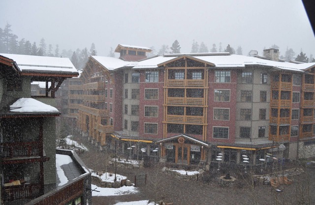 Village 2416 White Mountain Lodge