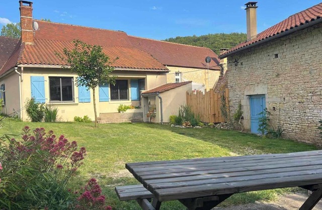 Maison de village, proche des grands sites touristiques du Périgord Noir