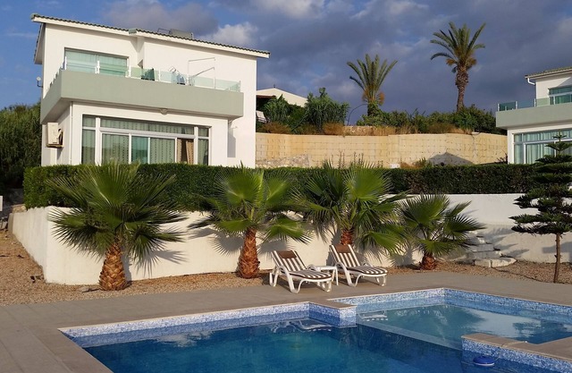 Village Situation avec vue mer imprenable / Pool vues- 3 minutes à pied de restaurants