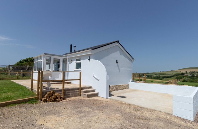 VUE VILLAGE, Animaux acceptés à Burton Bradstock, Ref 1008498