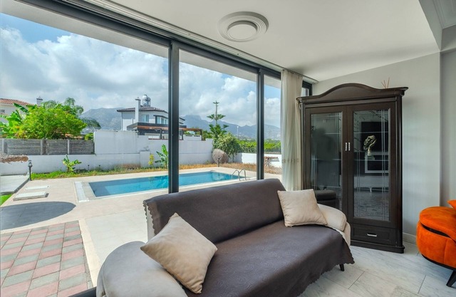 Villalex Kyrenia Luxe