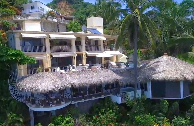 Villa Paraiso Aca, villa de luxe avec 6 chambres, 5 salles de bains et vue magnifique