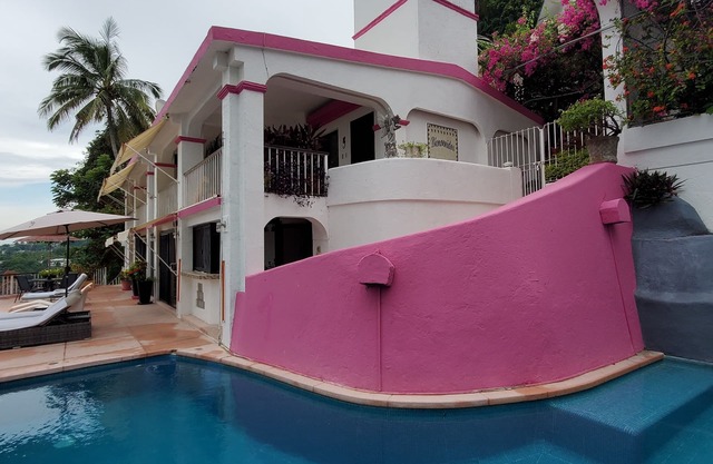 VillaParaisoAca avec belle vue et plage privée