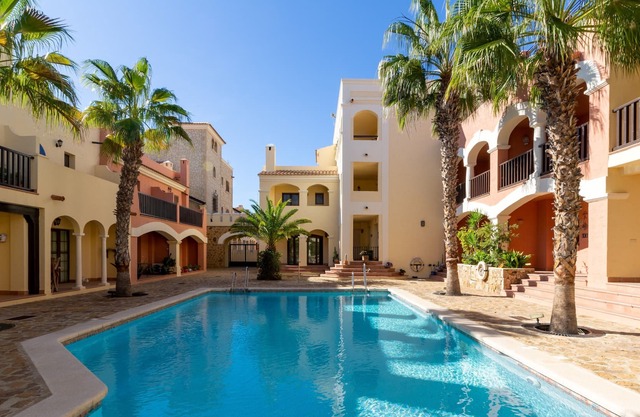 VILLARICOS -Fantastic house in Villaricos (Almeria), with shared pool and only 260 metres from the beach. Free WiFi.