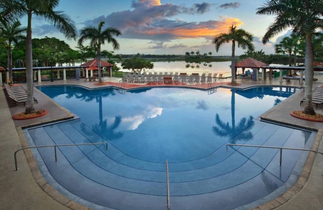 Villas at Doral | Marriott | Lux Resort | Concierge