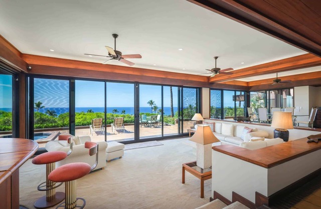 Mauna Kea Villa 3014 - Oceanfront Island Estate