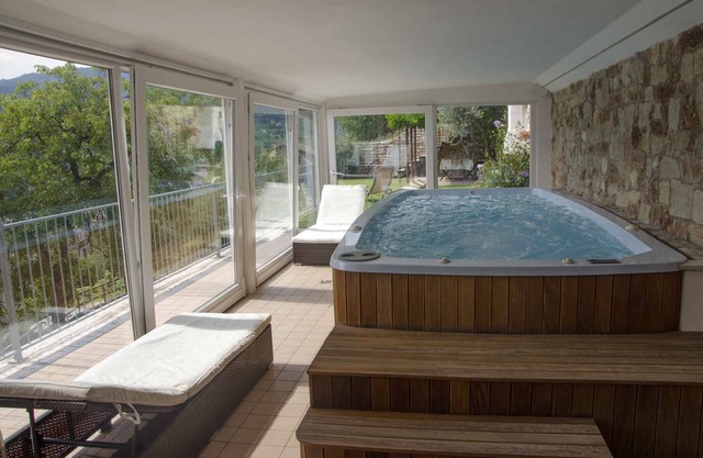 Chalet près des montagnes et du lac de Garde