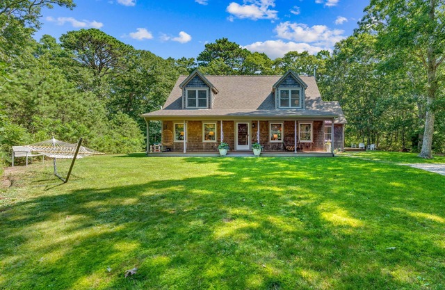 Vineyard Haven Hideaway w/ fire pit, dining outdoor