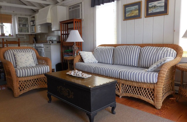 Cottage Vintage - 2 chambres, pour 6 personnes confortablement, Chalker Beach