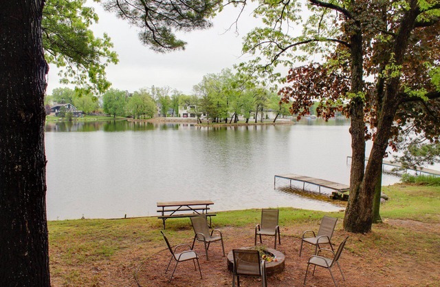 Vintage Lake Cottage sur le lac Delton, anciennement Lichte Cottage