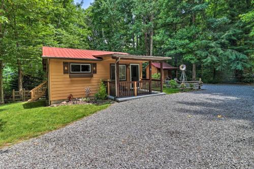 Vintage Creekside Cottage with Hot Tub and Grill!