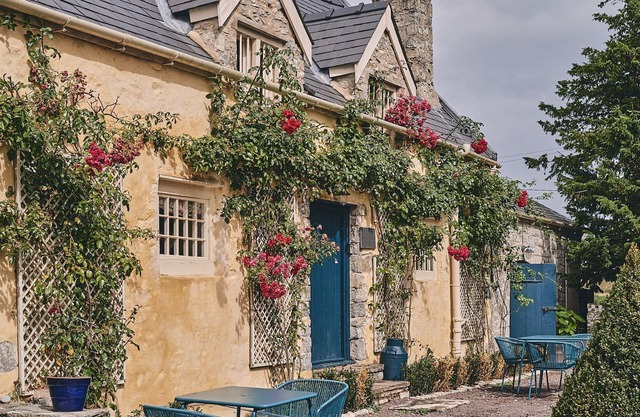 Violet Cottage - Luxury Cottages