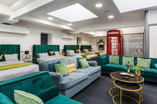 VIP city centre apartment with secure free parking