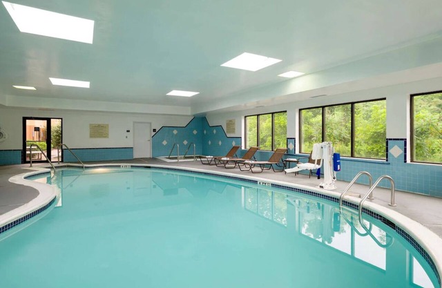 Visit Pool Stay Near Hess Rec Area With Pet Friendly Amenities Parking
