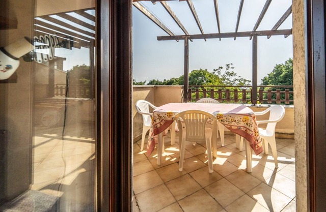 Visogliano Roomy Apt w/ Terrace near the Station