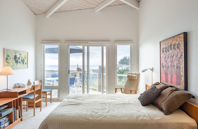 Vista Oasis: Stunning Pacific Views in La Selva Beach