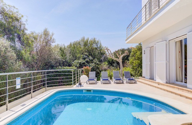 Vistafar by Rentallorca