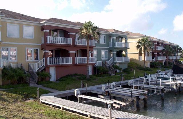 Magnifique Townhome 3 Bedroom 2. 5 Bath sur le parcours de golf