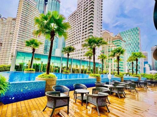 VORTEX SUITES KLCC & KL Tower VIEW