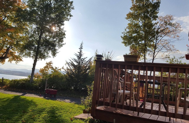 PARADIS VACANCES VT - Lac Champlain Parfait 4 GROUPES LG / 3 chalets Disponible!