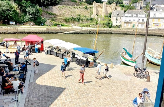 Vue magique exceptionnelle : 2 pièces sur le port de St-Goustan