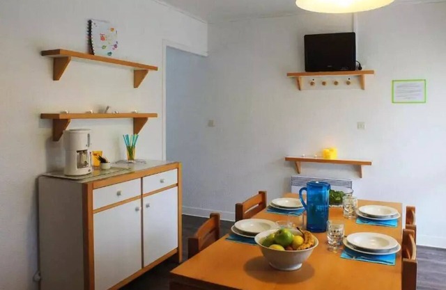 3 Pièces 4 Personnes 1 bébé Etage