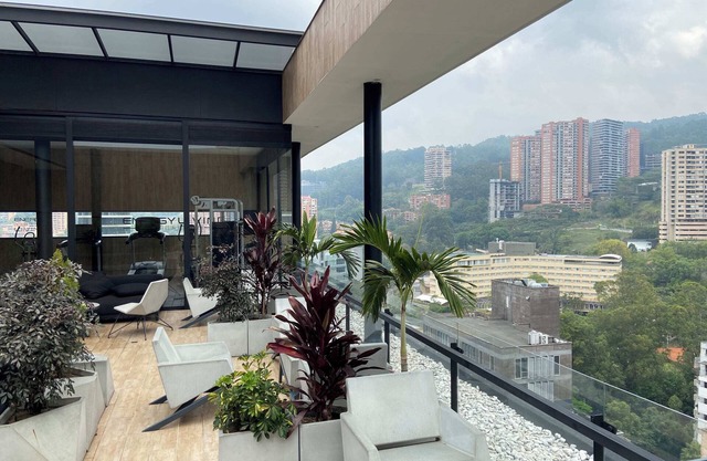 w* |Luxury 1BR w/ Breathtaking Pool in El Poblado
