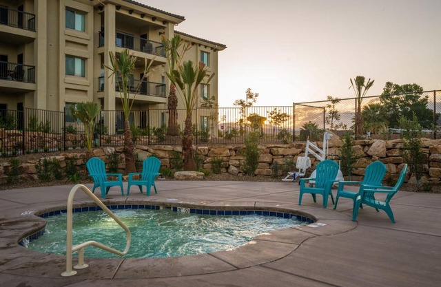 W106 Kokopelli Suite L Ground Floor 3-bedroom Pool View