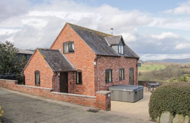 WAGGONERS COTTAGE, familial et convivial à Garthmyl, Ref 983918