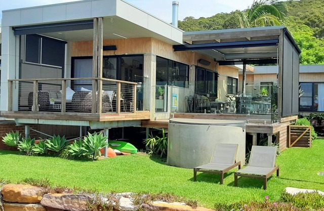 Waggy Waterfront Retreat #waggywaterfront jolie plage