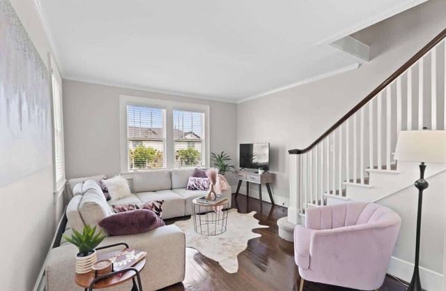 Cocky's Condo - Walk to 5 Points and USC, Patio, Ring Camera, Newly Renovated