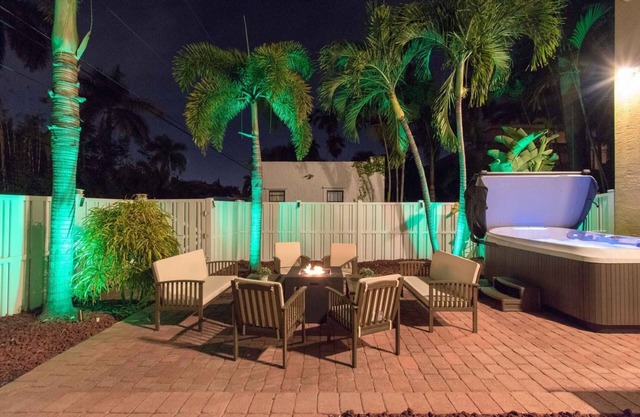 Walk to Beach Spacious Estate with Hot Tub & Game Room