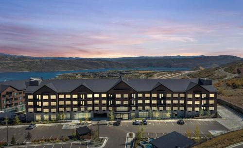 Walk to Deer Valley Resort Adjoining Condo Rooms