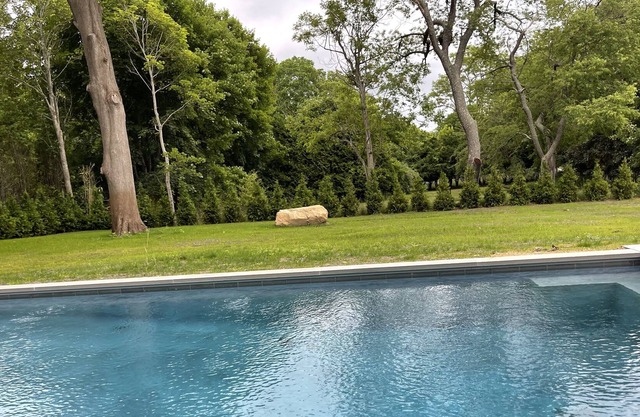 Sag Harbor Cottage - brand new reno, new to market