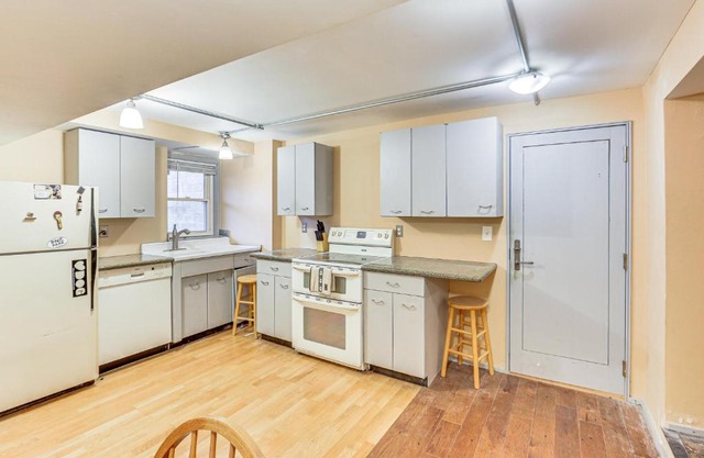 Walkable Studio in the Heart of Pittsburgh!
