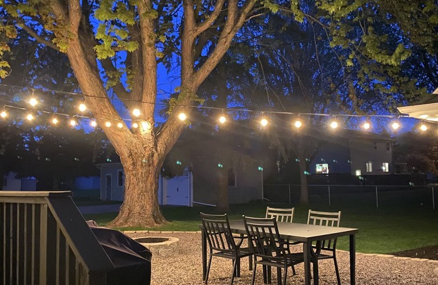 Walking Distance From EAA Airventure!