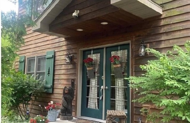 Great Waterview Home dans le comté de Door. Fabulous Home Sleeps 15 !!