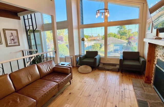 Walking Distance To Beach and Capitola Village 30 Day Rental