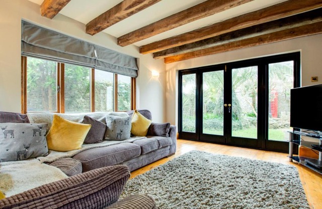 Wall Cottage