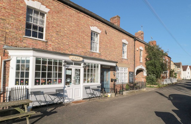 Wards Court 1, FRAMPTON SUR SEVERN