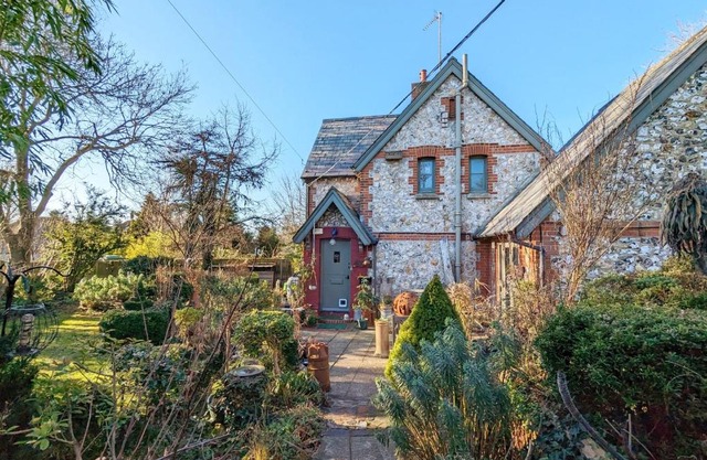 Warren Cottage