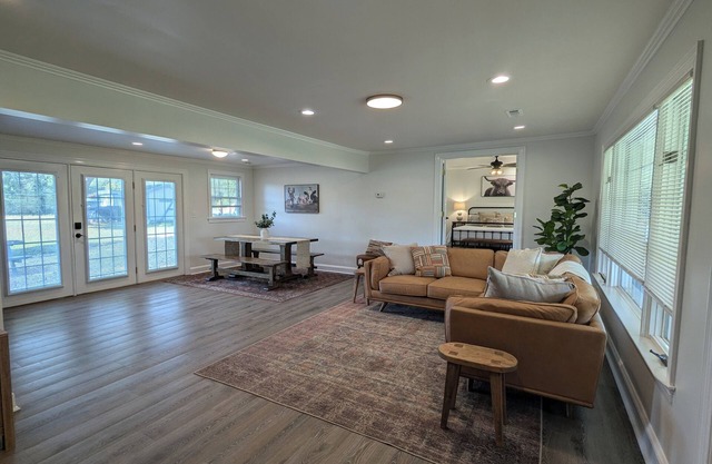 Watauga Flats Farm – A Working Farm Stay with Rustic Charm & Modern Comfort!