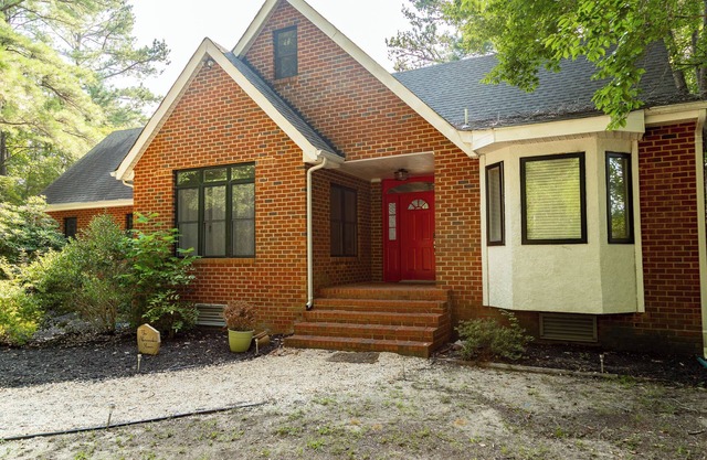 Waterfront w/ Fishing, Games, Fire Pit - Activities Paradise!