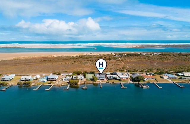 Water Front Haven Sum